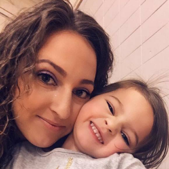 Meet your Posher, Kimberly - Picture 1 of 1